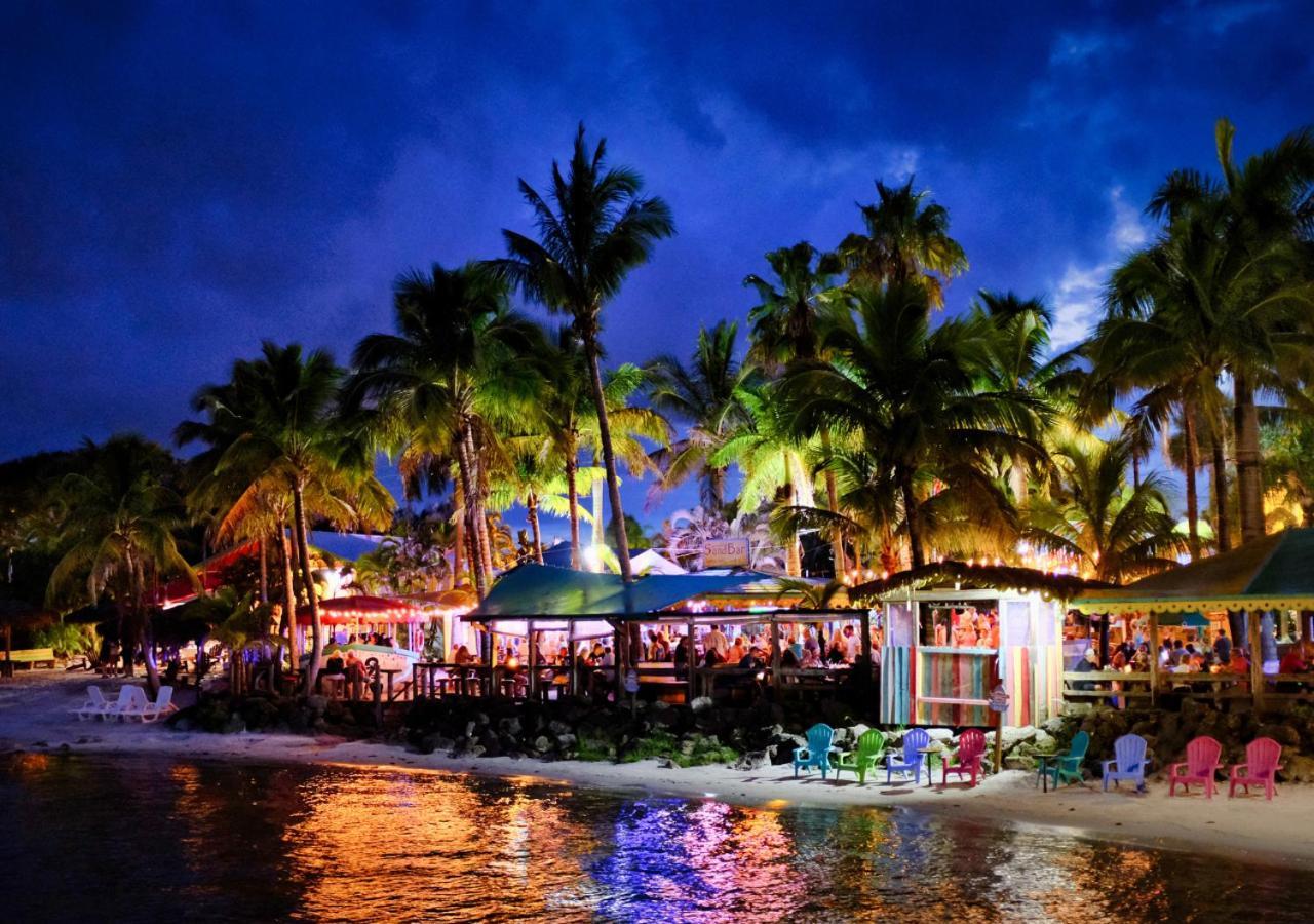 Capt Hirams Resort Sebastian Exterior foto